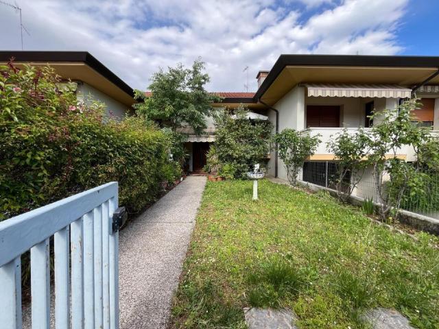 Villetta a schiera in vendita di 142 m² in Via Pardi, 23