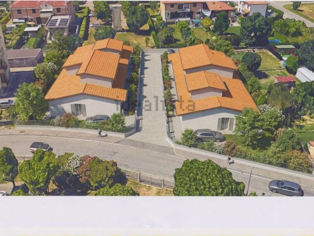Villetta a schiera in vendita di 142 m² in Località Agazzi