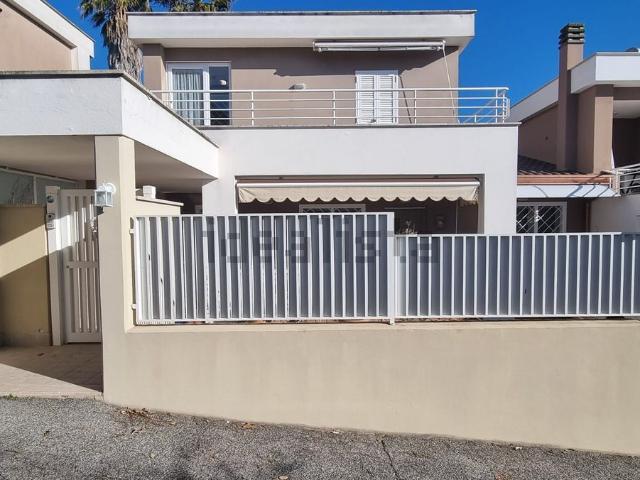 Villetta a schiera in vendita di 143 m² in Via Vittorio Gauthier, 61