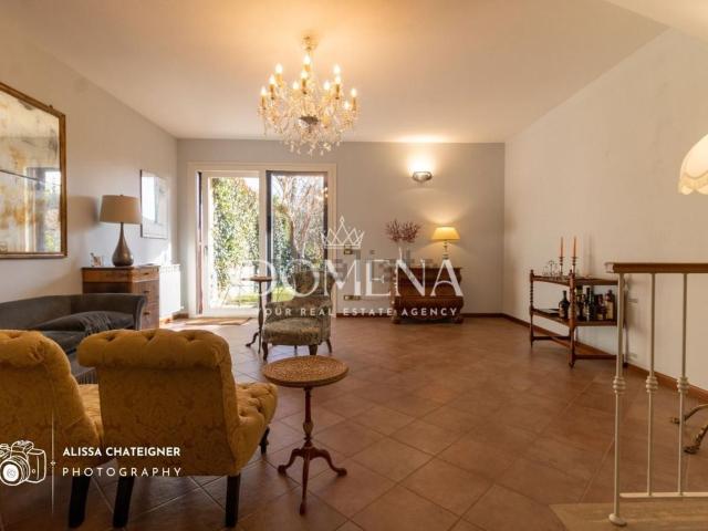 Villetta a schiera in vendita di 143 m² in Piazza Yitzhak Rabin
