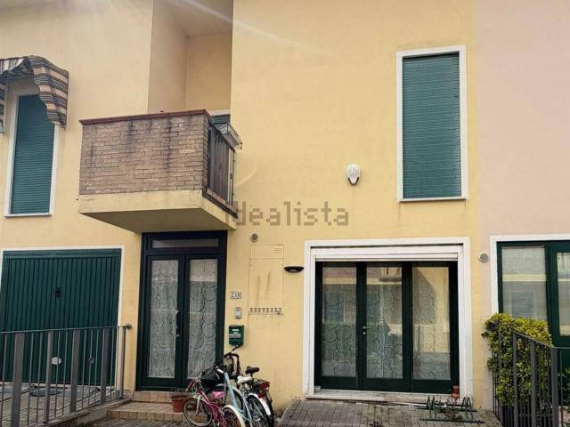 Villetta a schiera in vendita di 144 m² in Via Giuseppe Mazzini, 21