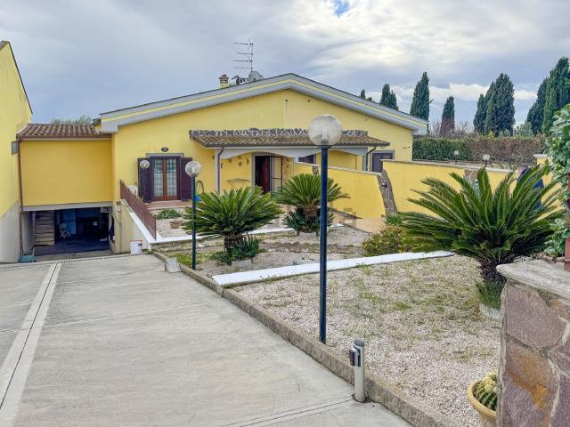 Villetta a schiera in vendita di 144 m² in Via Mazzamagna, 96