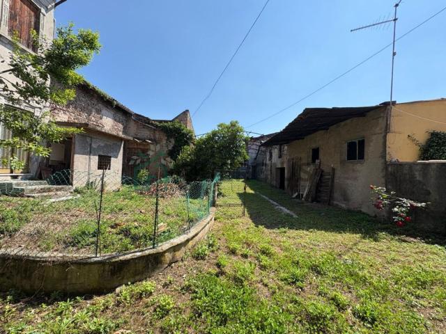Villetta a schiera in vendita di 1450 m² in Via Galileo Galilei