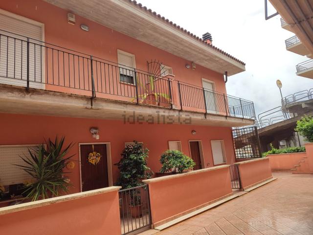 Villetta a schiera in vendita di 145 m² in Via Anna Kuliscioff