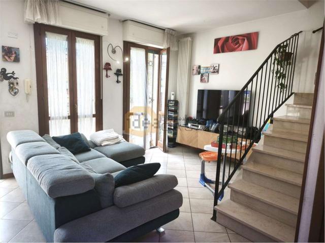 Villetta a schiera in vendita di 145 m² in Via Butterfly
