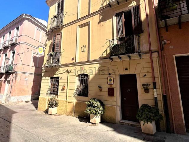 Villetta a schiera in vendita di 145 m² in Via GIACINTO ROLFI, 13