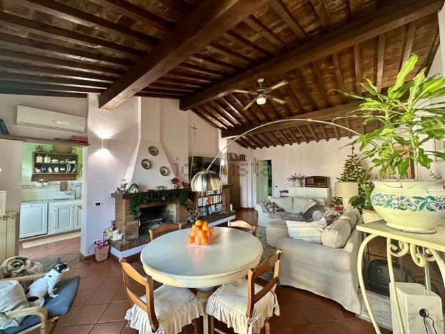 Villetta a schiera in vendita di 145 m² in Via del Tredici