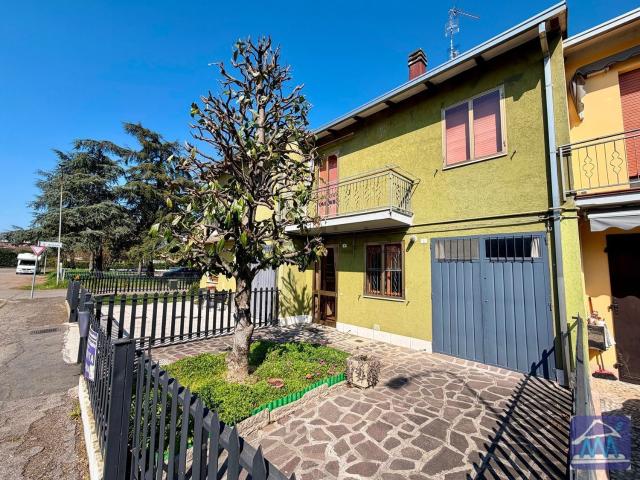 Villetta a schiera in vendita di 145 m² in Via Mahatma Gandhi, 8