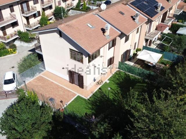 Villetta a schiera in vendita di 145 m² in Via Santa Maria, 29