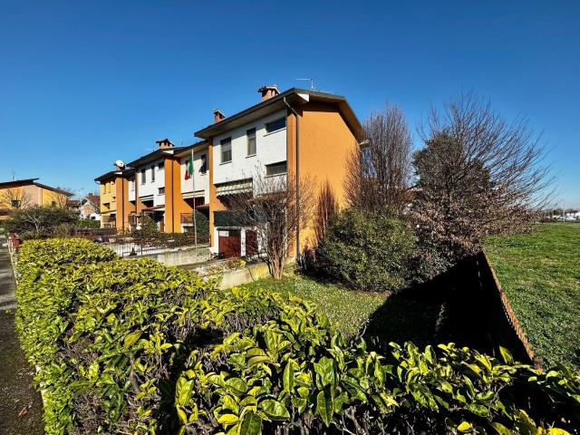 Villetta a schiera in vendita di 145 m² in Via Torquato Tasso, 14