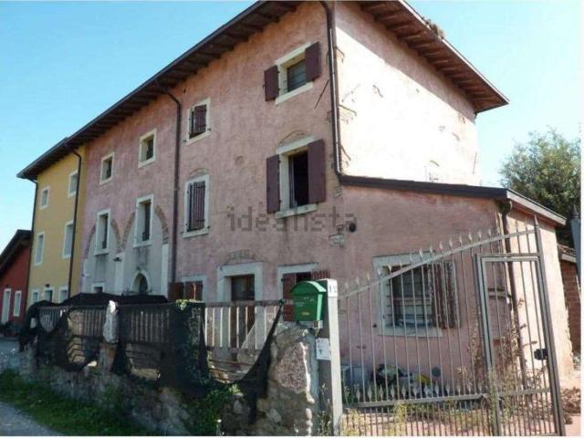 Villetta a schiera in vendita di 145 m² in Via Varana, 12