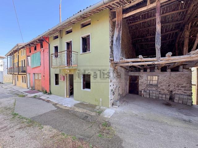 Villetta a schiera in vendita di 145 m² in Contrada Marcantoni, 3