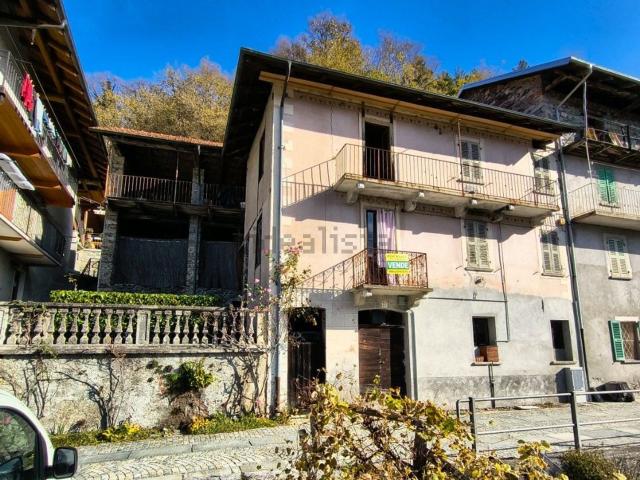 Villetta a schiera in vendita di 145 m² in Frazione Sabbia
