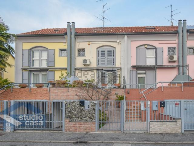 Villetta a schiera in vendita di 146 m² in Via delle Querce, 25