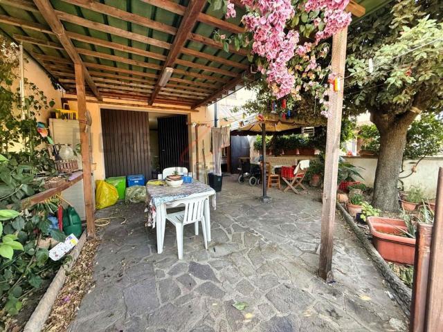 Villetta a schiera in vendita di 146 m² in Viale della Libertà, 57028