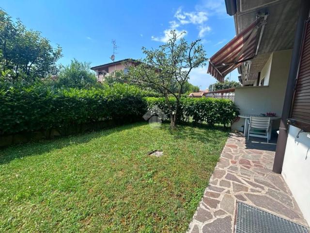 Villetta a schiera in vendita di 147 m² in Via U. Terracini