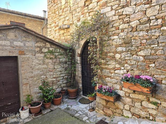 Villetta a schiera in vendita di 147 m² in Corso Cardinale Rotelli