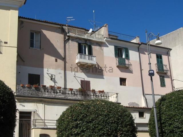 Villetta a schiera in vendita di 148 m² in Via Amendola, 41