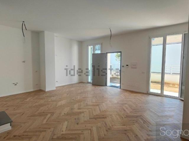 Villetta a schiera in vendita di 148 m² in Via Aldo Zucchi