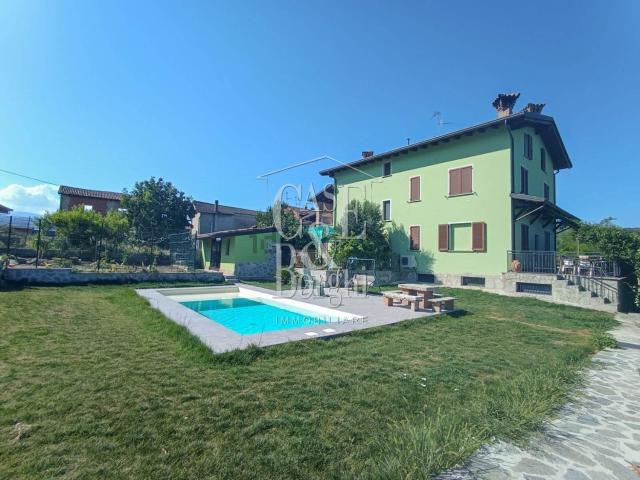 Villetta a schiera in vendita di 148 m² in Strada Statale 461, 11