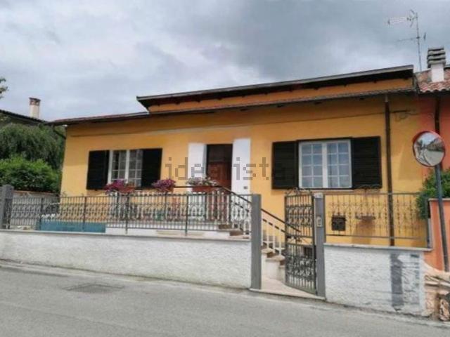 Villetta a schiera in vendita di 149 m² in Via Monte Cervaro, 116