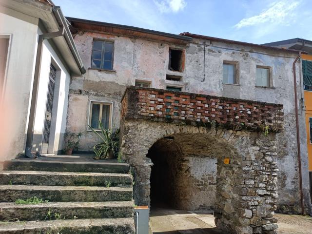 Villetta a schiera in vendita di 150 m² in Via Colla