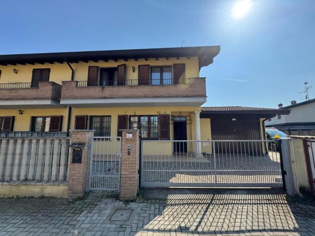Villetta a schiera in vendita di 150 m² in Via Cavour, 51