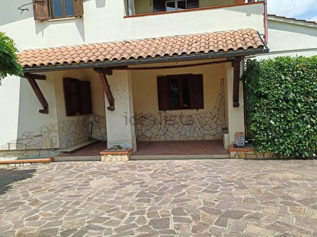 Villetta a schiera in vendita di 150 m² in Via Carpinetana Sud, 41