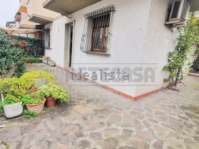 Villetta a schiera in vendita di 150 m² in Via Cesare Riccioni, 20