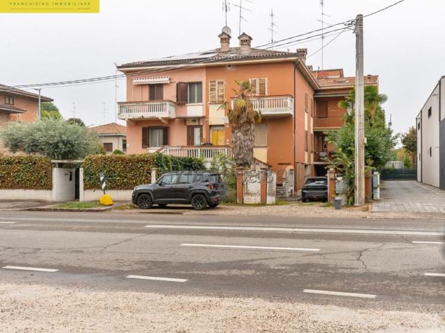 Villetta a schiera in vendita di 150 m² in Via A. Manzoni