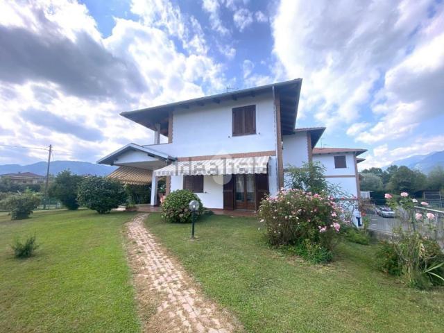 Villetta a schiera in vendita di 150 m² in Via Aosta