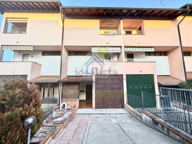 Villetta a schiera in vendita di 150 m² in Via Aldo Moro