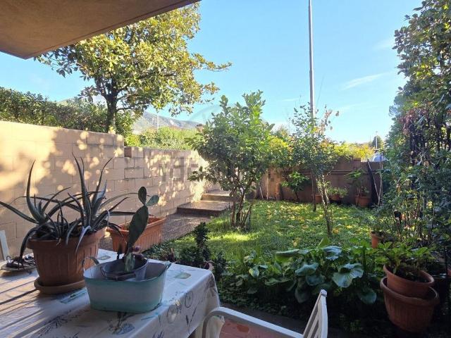 Villetta a schiera in vendita di 150 m² in Via Arturo Toscanini, 85