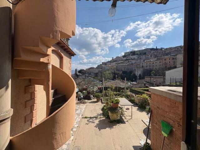 Villetta a schiera in vendita di 150 m² in Via Aurora, 10
