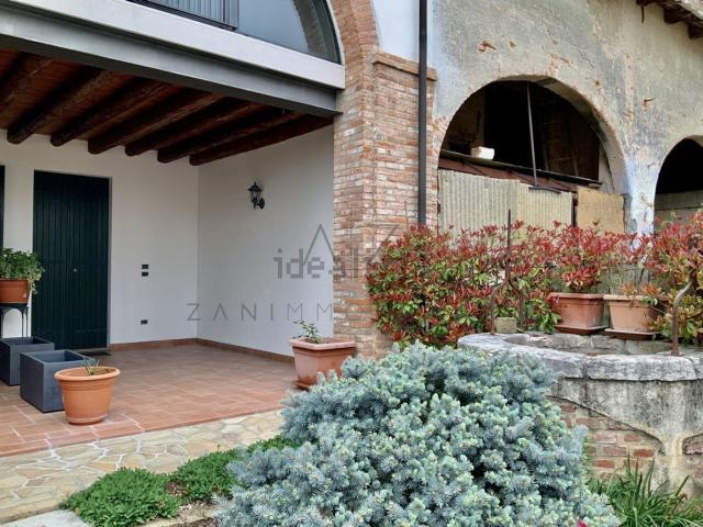 Villetta a schiera in vendita di 150 m² in Via Brugnari, 8