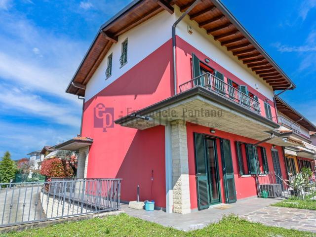Villetta a schiera in vendita di 150 m² in Via Giuseppe Garibaldi, 13