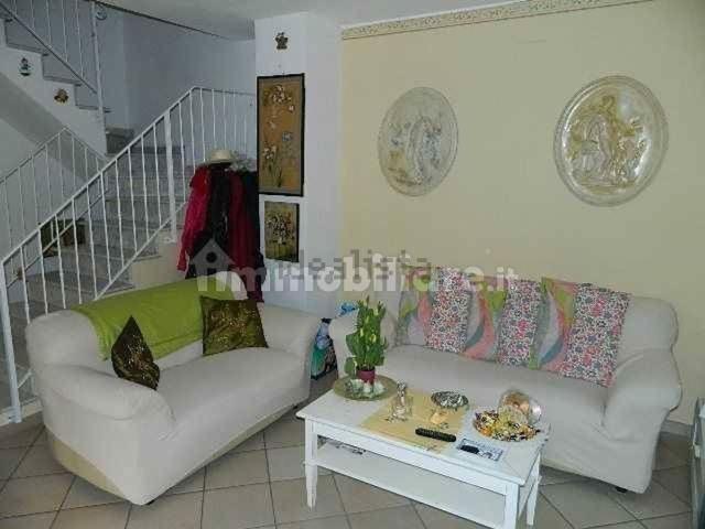 Villetta a schiera in vendita di 150 m² in Via Giovan Pietro