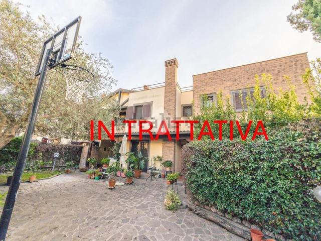 Villetta a schiera in vendita di 150 m² in Via Dorsino, 25