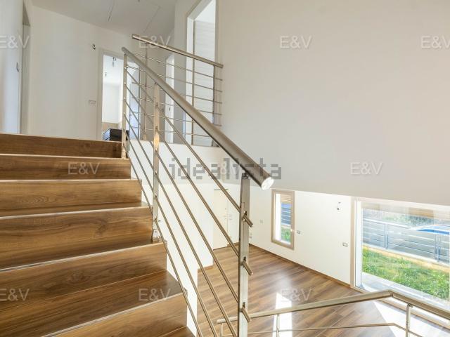 Villetta a schiera in vendita di 150 m² in Via della Rena