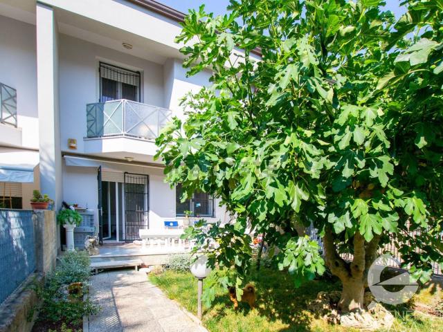 Villetta a schiera in vendita di 150 m² in Via delle Cascine, 15