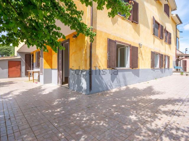 Villetta a schiera in vendita di 150 m² in Via delle Pantane