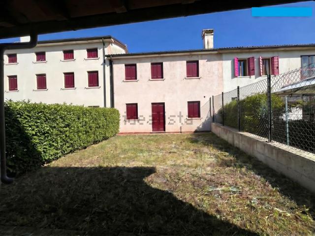 Villetta a schiera in vendita di 150 m² in Via Farra, 7