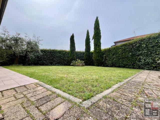 Villetta a schiera in vendita di 150 m² in Via Francesca Nord, 50050