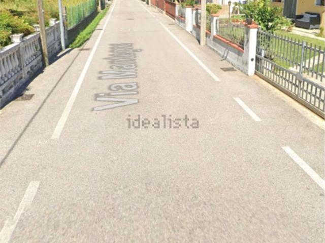 Villetta a schiera in vendita di 150 m² in Via Mantegna, 9