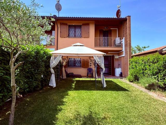 Villetta a schiera in vendita di 150 m² in Via San Mamante, 77