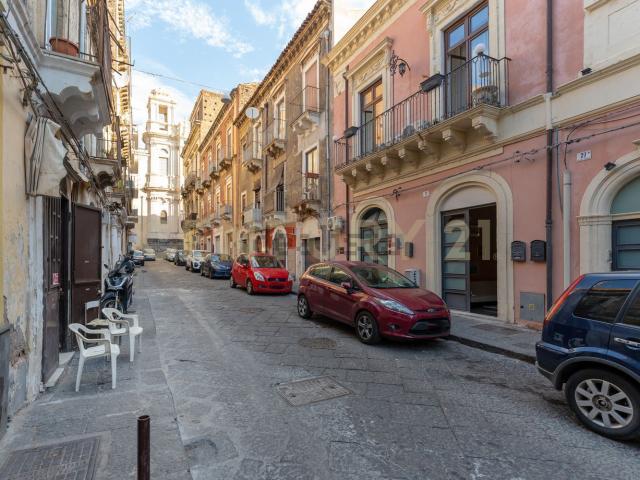 Villetta a schiera in vendita di 150 m² in Via Santissima Trinità, 25
