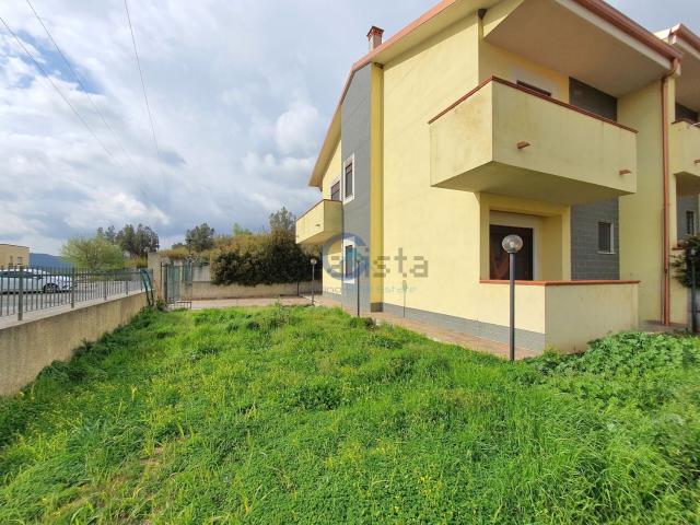 Villetta a schiera in vendita di 150 m² in Via Padre Pietro da Settingiano, 122