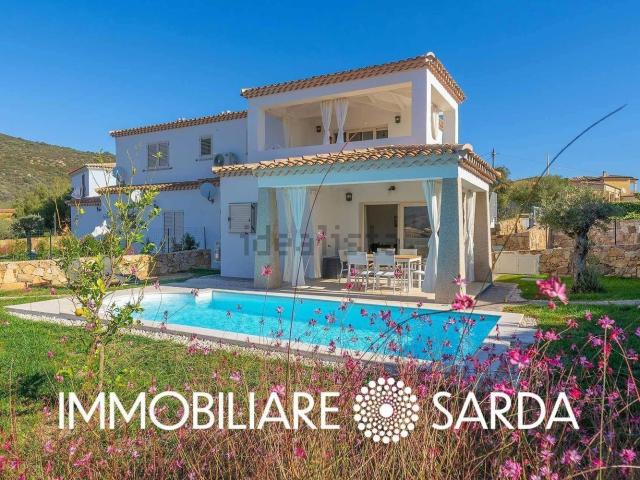Villetta a schiera in vendita di 150 m² in Via Tirso