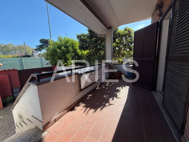 Villetta a schiera in vendita di 150 m² in Viale dei Romagnoli, 2173