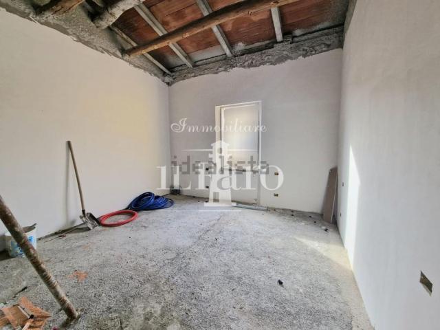 Villetta a schiera in vendita di 151 m² in Via Castronella, 50013